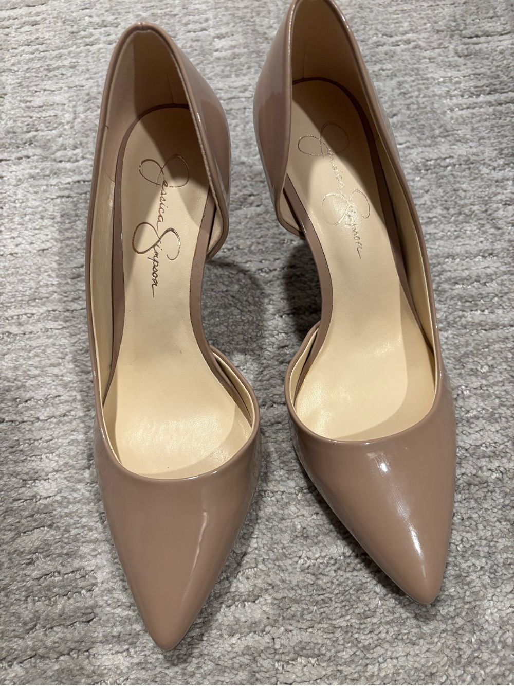 Jessica Simpson Nude Pointed-Toe Pumps size 8